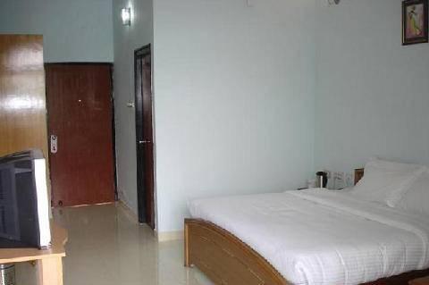 Hotel Maya Regency Bhīm Tāl Eksteriør billede